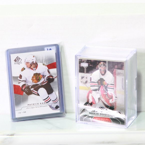 Chicago Blackhawks Hockey Cards 50+ Hockey Cards/5 Specialty Cards:Years 2000+ - Picture 1 of 3
